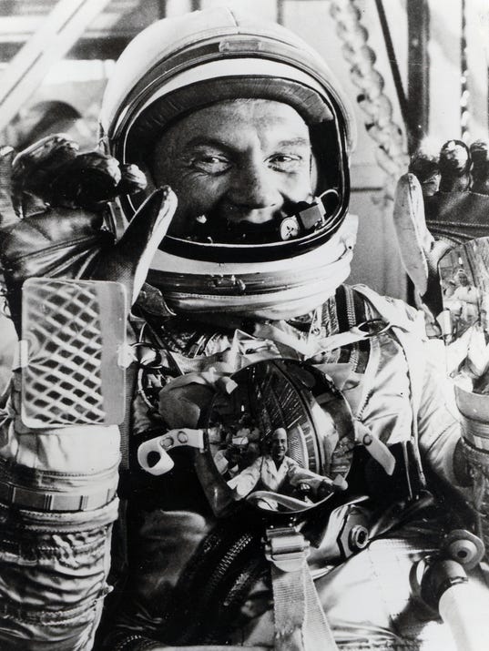 john glenn 122