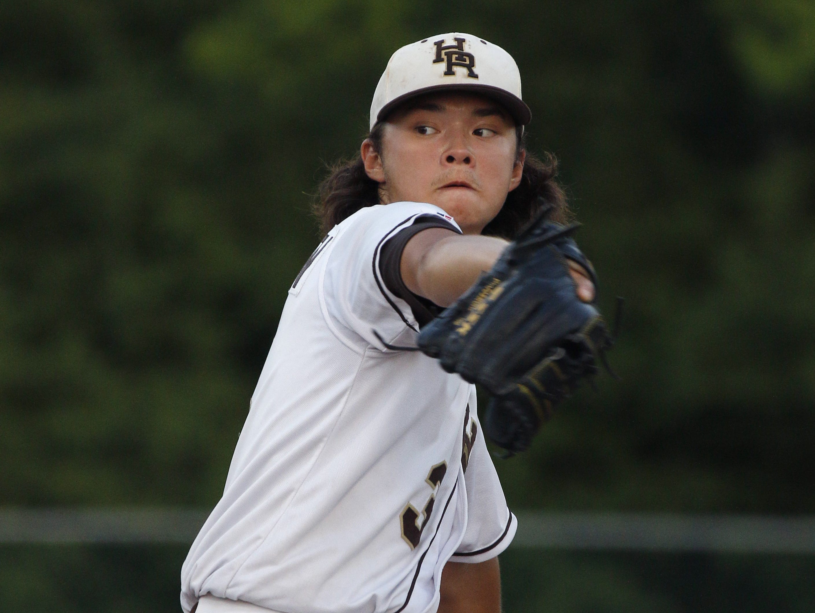 Holt's Jesse Heikkinen will officially sign with the Michigan State baseball program Wednesday afternoon. The senior pitcher has been committed to the Spartans since October of 2014.