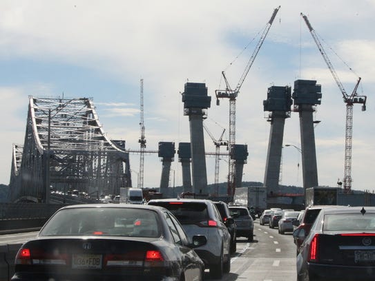 Traffic crawls across the Tappan Zee bridge as construction