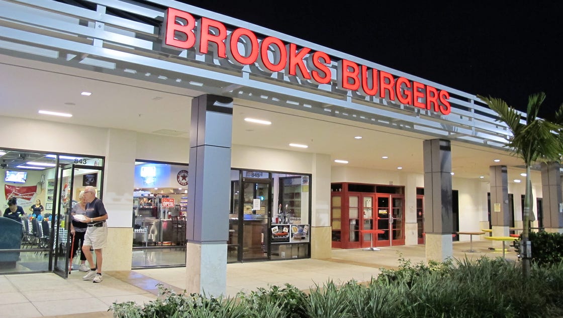 In the Know: Brooks Burgers opens second spot, expands to North ... - Naples Daily News