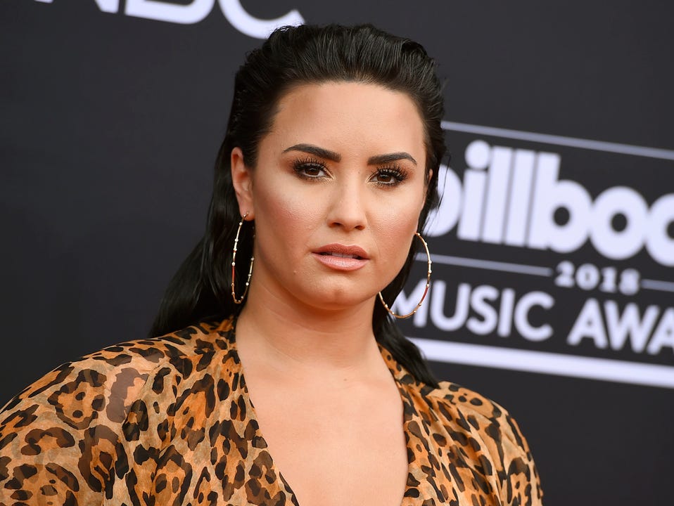frivillig bue angre Demi Lovato receives outpouring of support after possible overdose