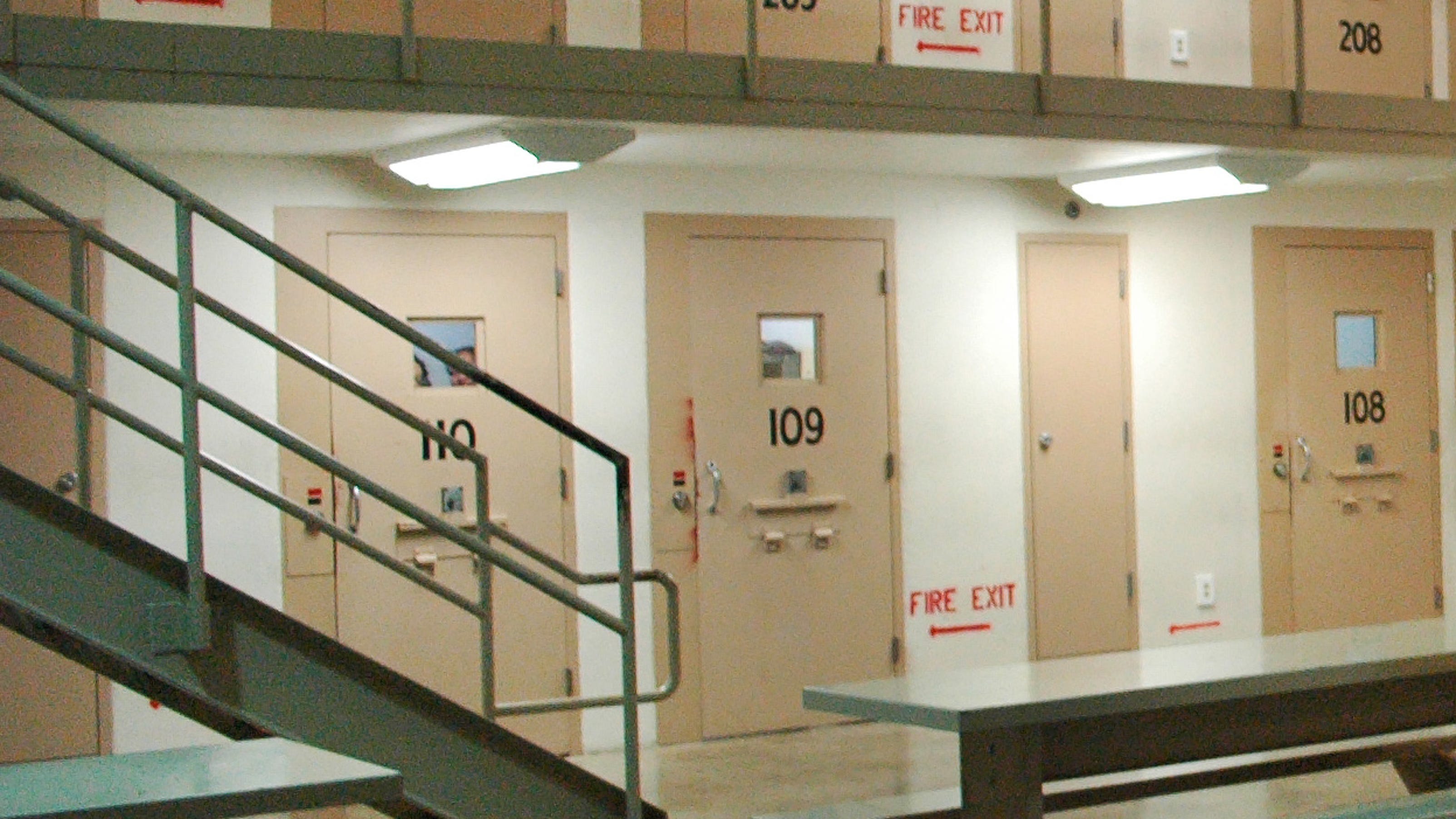 Former Sumner inmates sue over strip search