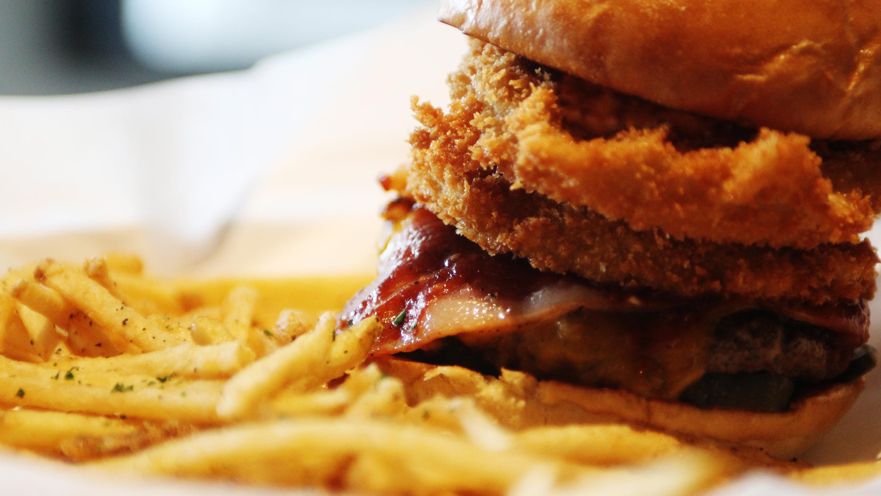 Grub Burger Bar opens in Carriage Gate