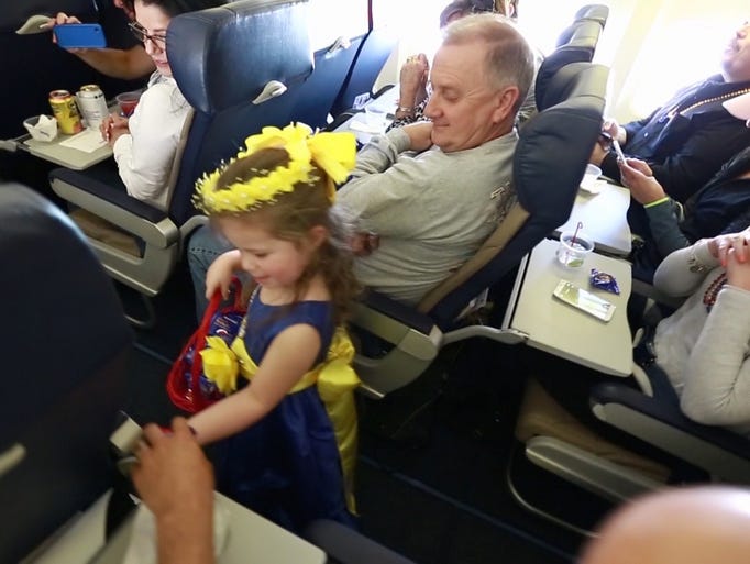 A 4-year-old passed out peanuts aboard flight 4058