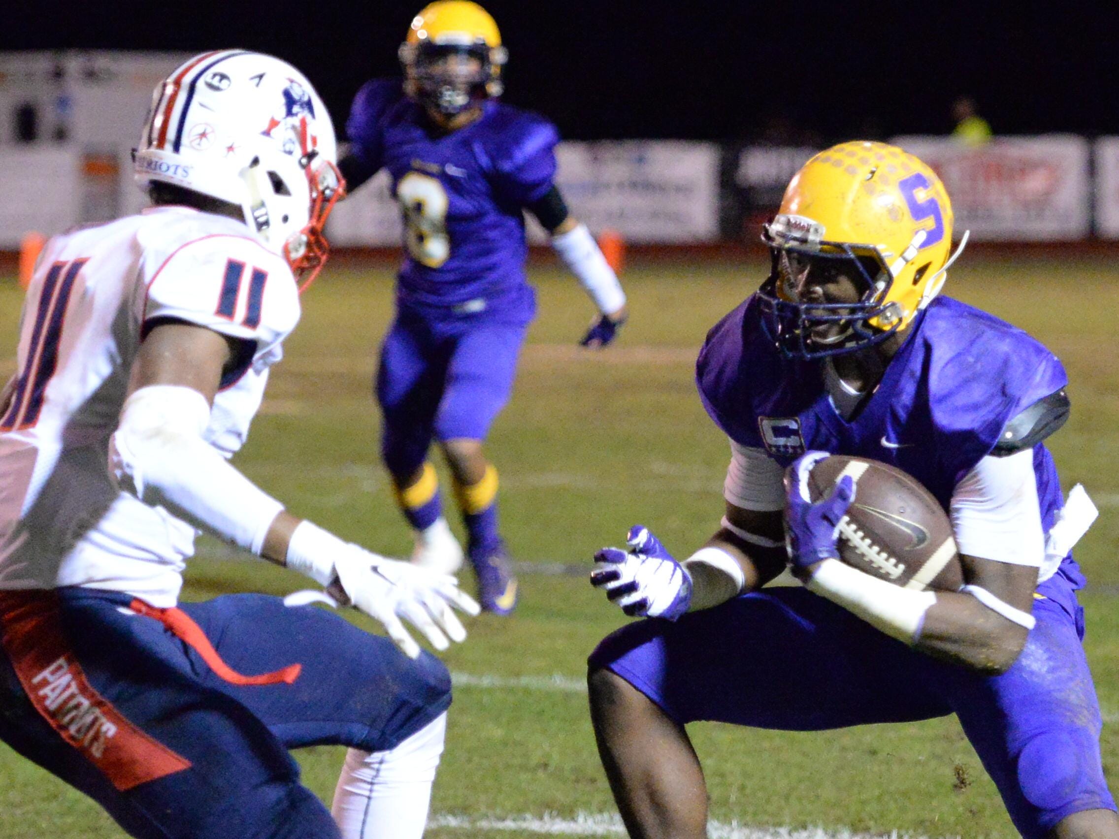 Smyrna’s Ikenna Okeke pulls in a pass against Jefferson County on Friday night.