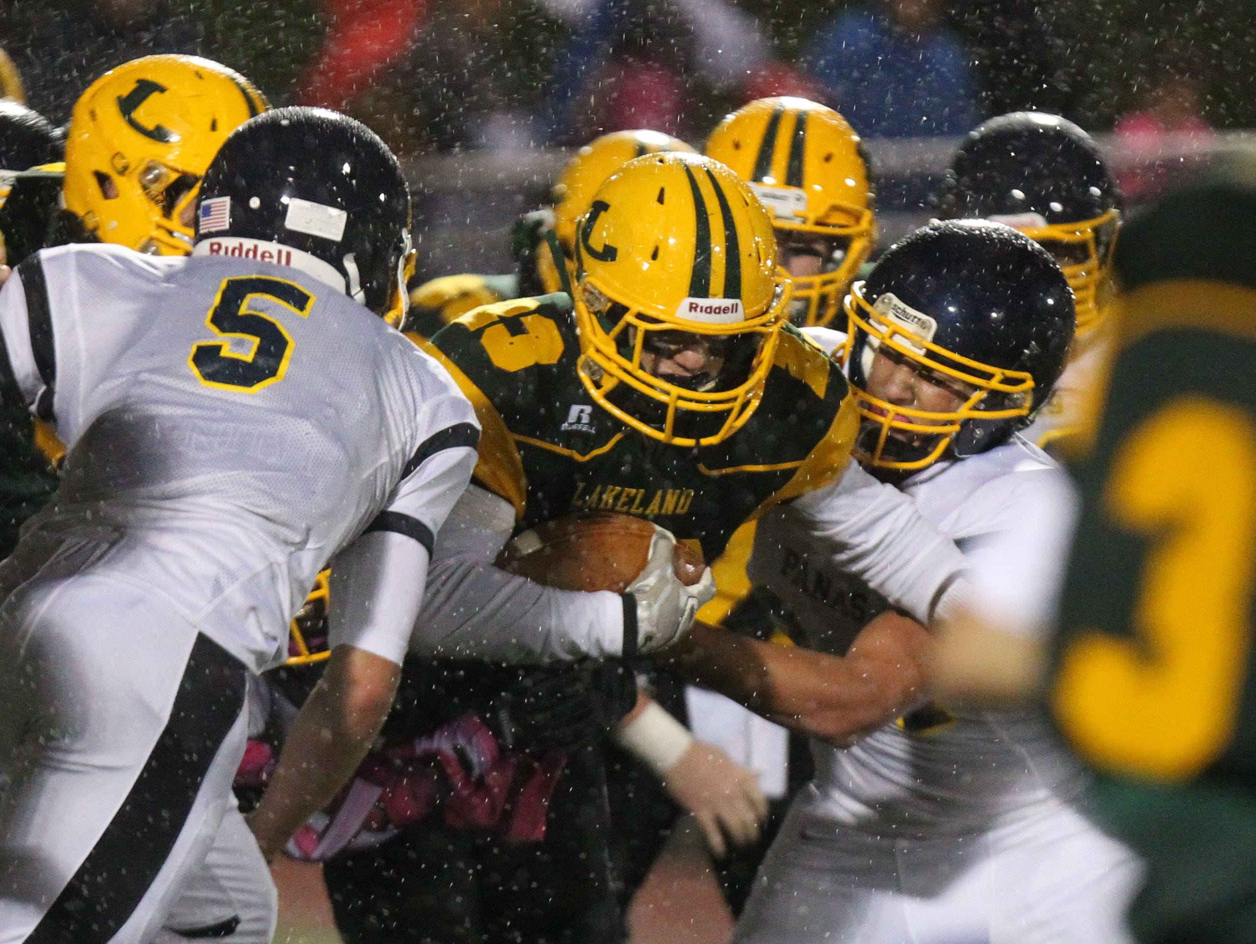 Lakeland beat Panas 9-0 in a rain-soaked rivalry game in 2015. The teams meet again at Panas High School on Sept. 30, 2016.