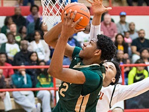 DeSoto star forward Marques Bolden picked up an offer from Kentucky.