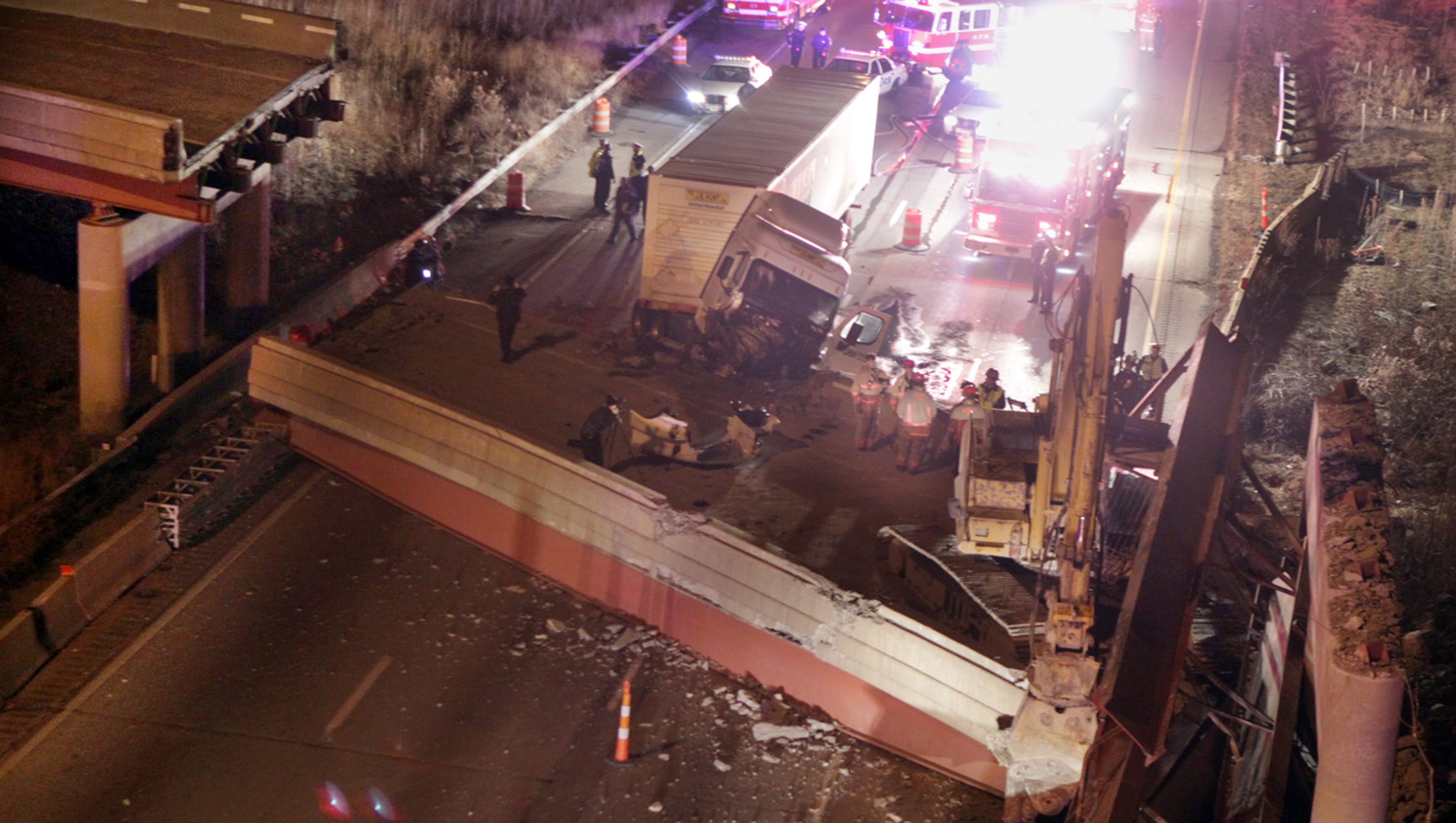 1 confirmed dead, 1 injured in Ohio overpass collapse