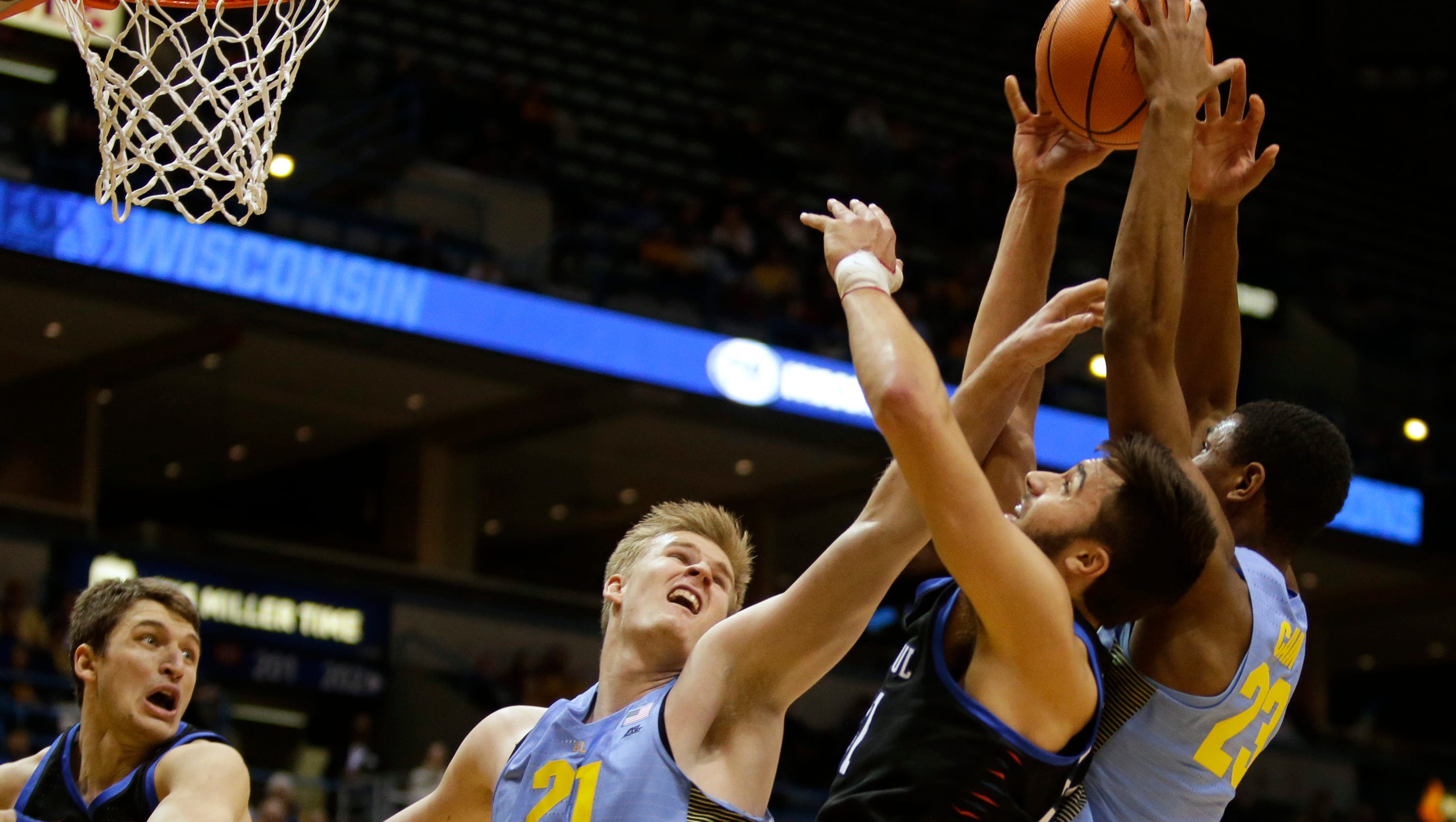 Marquette 70, DePaul 52: Golden Eagles take care of business
