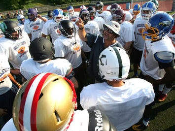 Vote for 'Borden's Baller of the Year' as we honor GMC football players