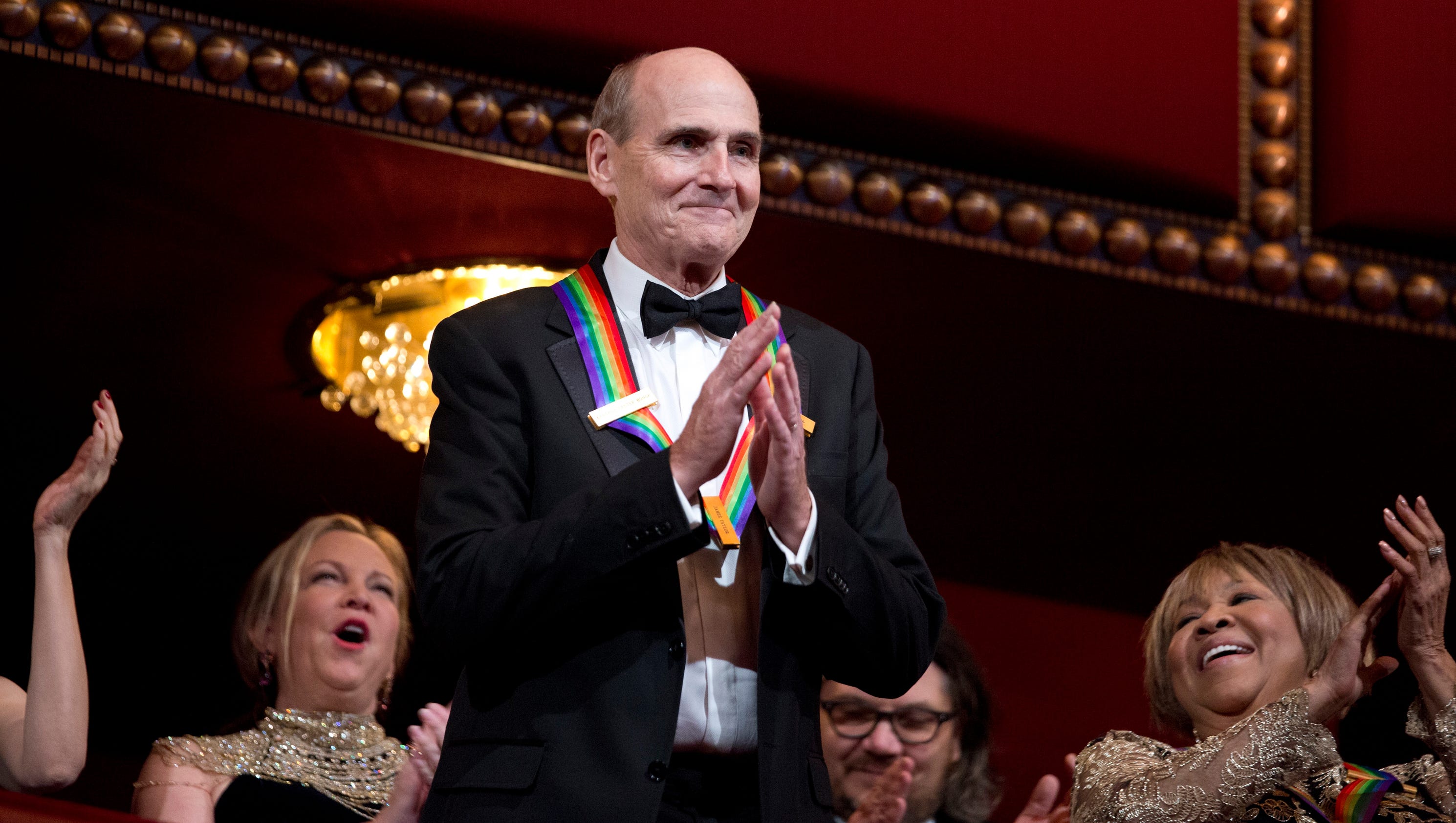 Nielsens: 'Kennedy Center Honors' up, 'New Year's Rockin' Eve' down3200 x 1680
