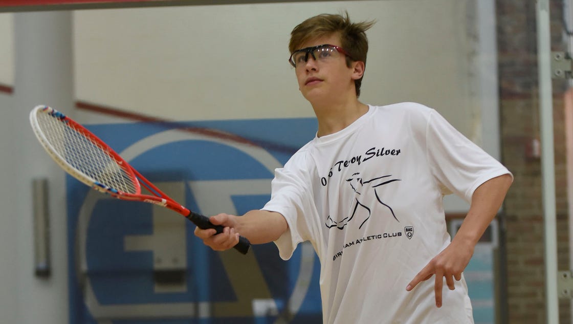 Junior squash players anxiously await the touring pros - Hometownlife.com