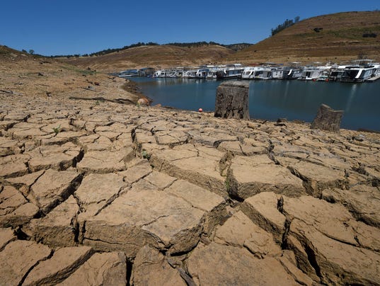 ON FOUR CONTINENTS, HISTORIC DROUGHTS WREAK HAVOC 635733389104370262-AFP-541131951