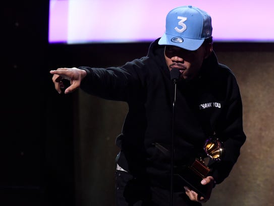 Chance The Rapper accepts best rap performance during