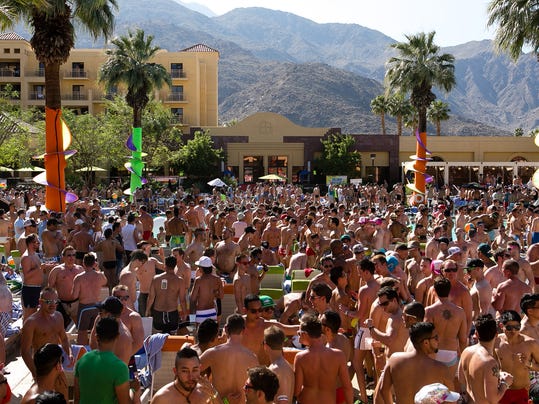 Splash Pool Party at Renaissance Palm Springs