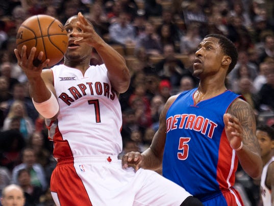 Pistons unable to catch up to Raptors in Toronto, 114-110 635578165376645767-AP-Pistons-Raptors-Basketbal