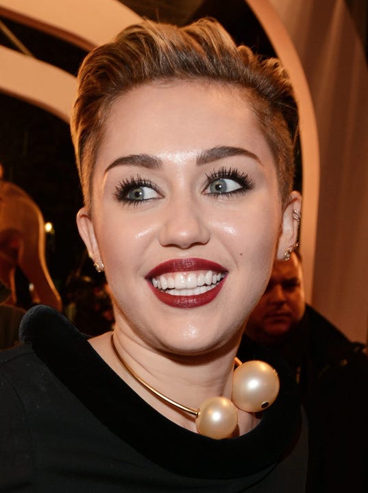 Miley Cyrus Eyebrows Miley Cyrus Eyebrows