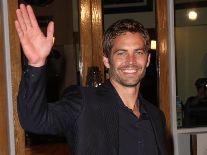 Paul Walker's hands 1385869032007-GTY-85408630