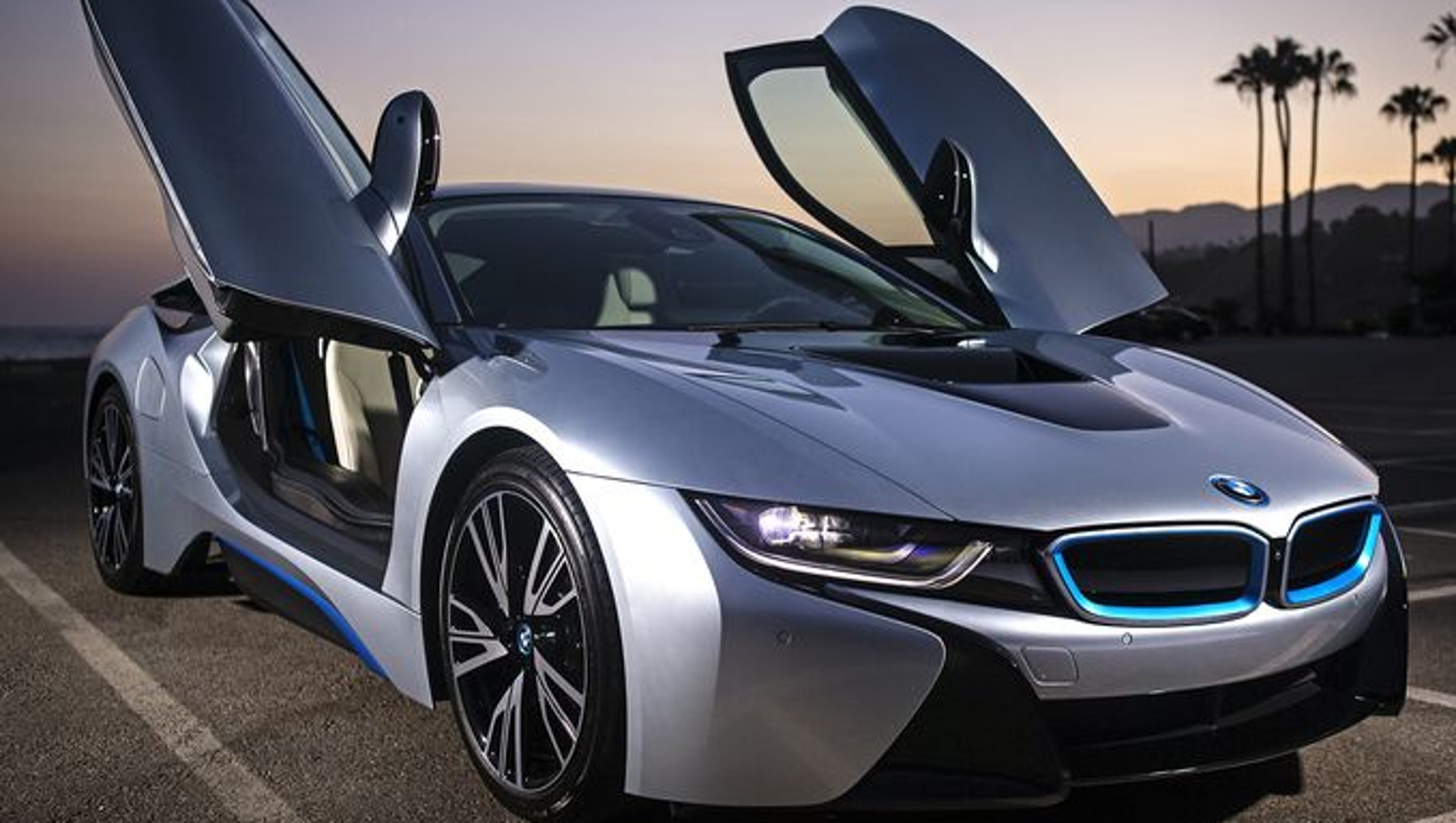 Test Drive BMW i8: It's a stunner