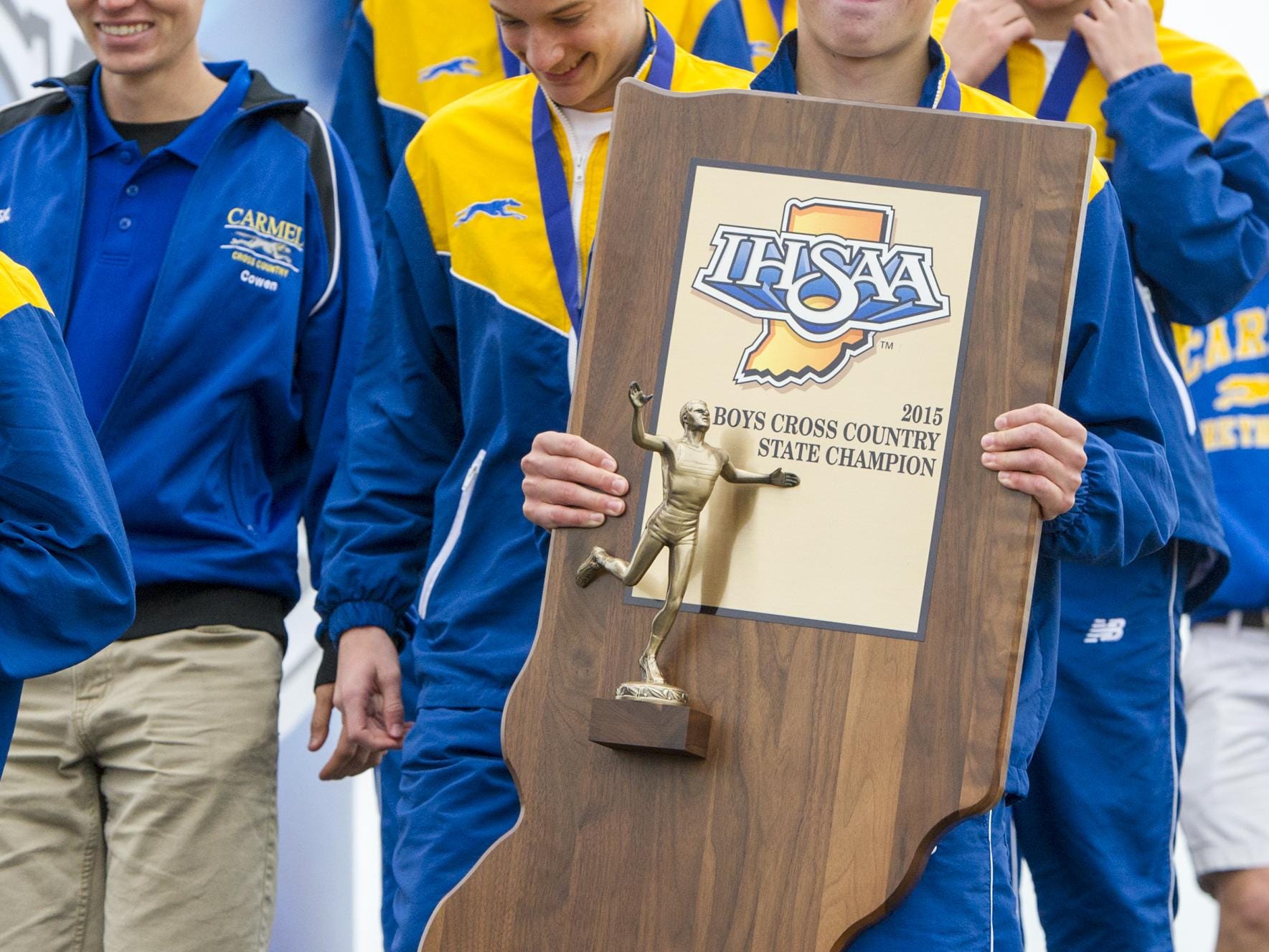 Crosscountry Carmel boys, girls sweep team, individual titles USA