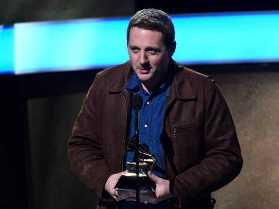 Sturgill Simpson accepts best country album during
