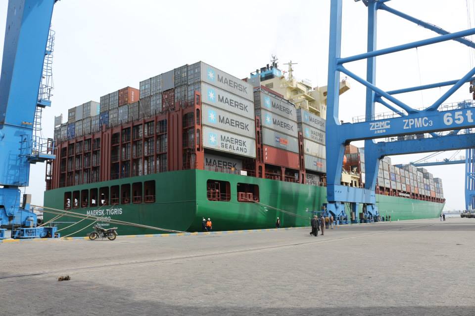 The Maersk Tigris is flagged to the Marshall Islands.