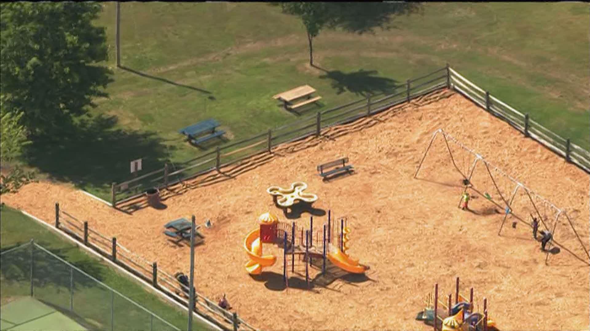 635679063326563063-Still0522-00001