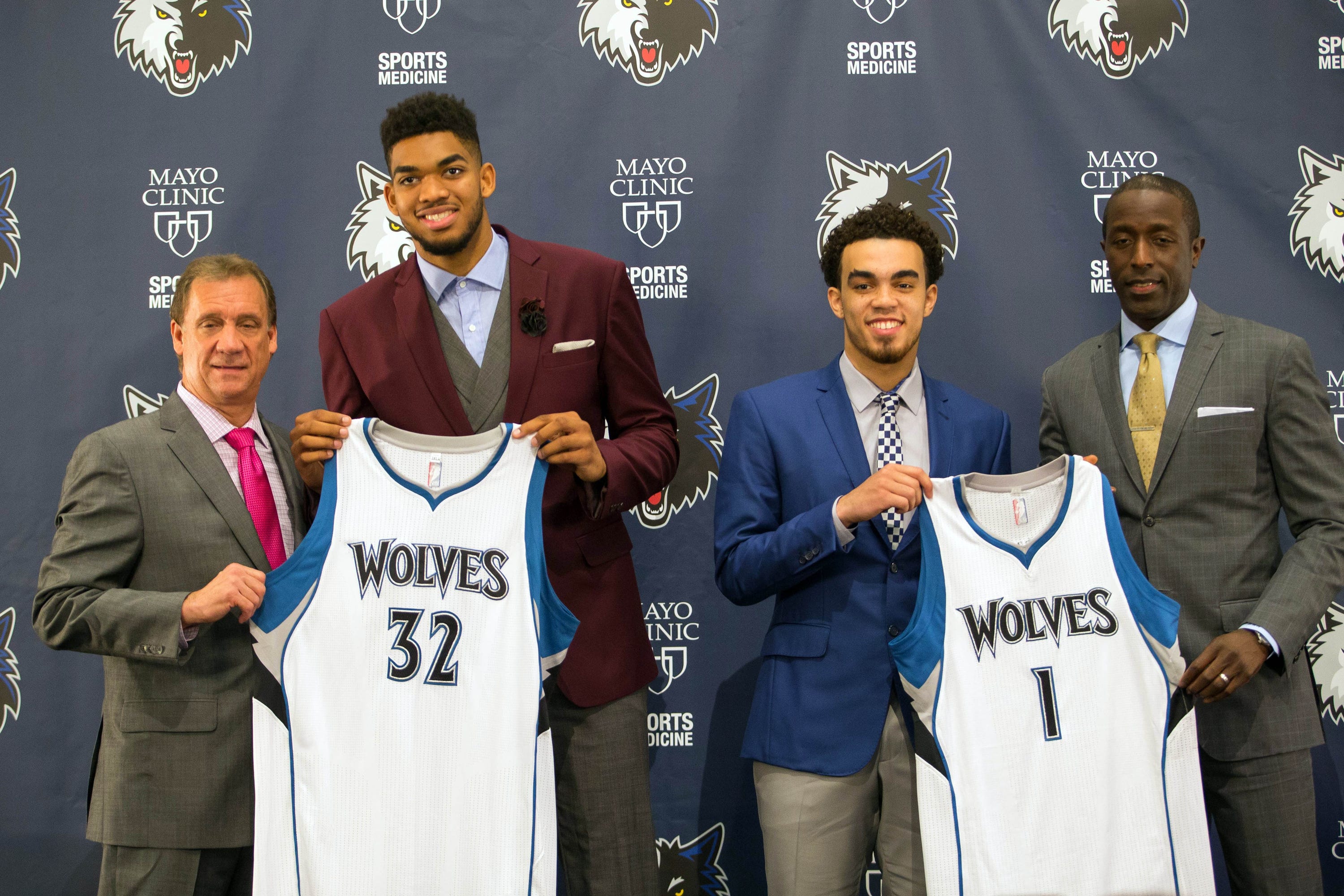 Timberwolves owner Glen Taylor plans to keep current GM through draft