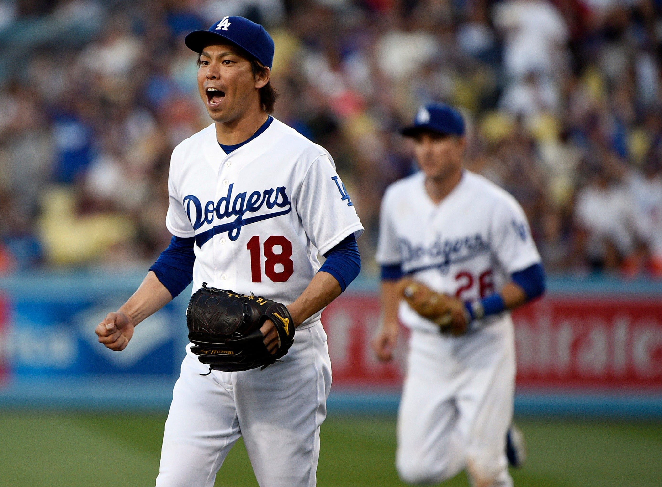 kenta maeda glove