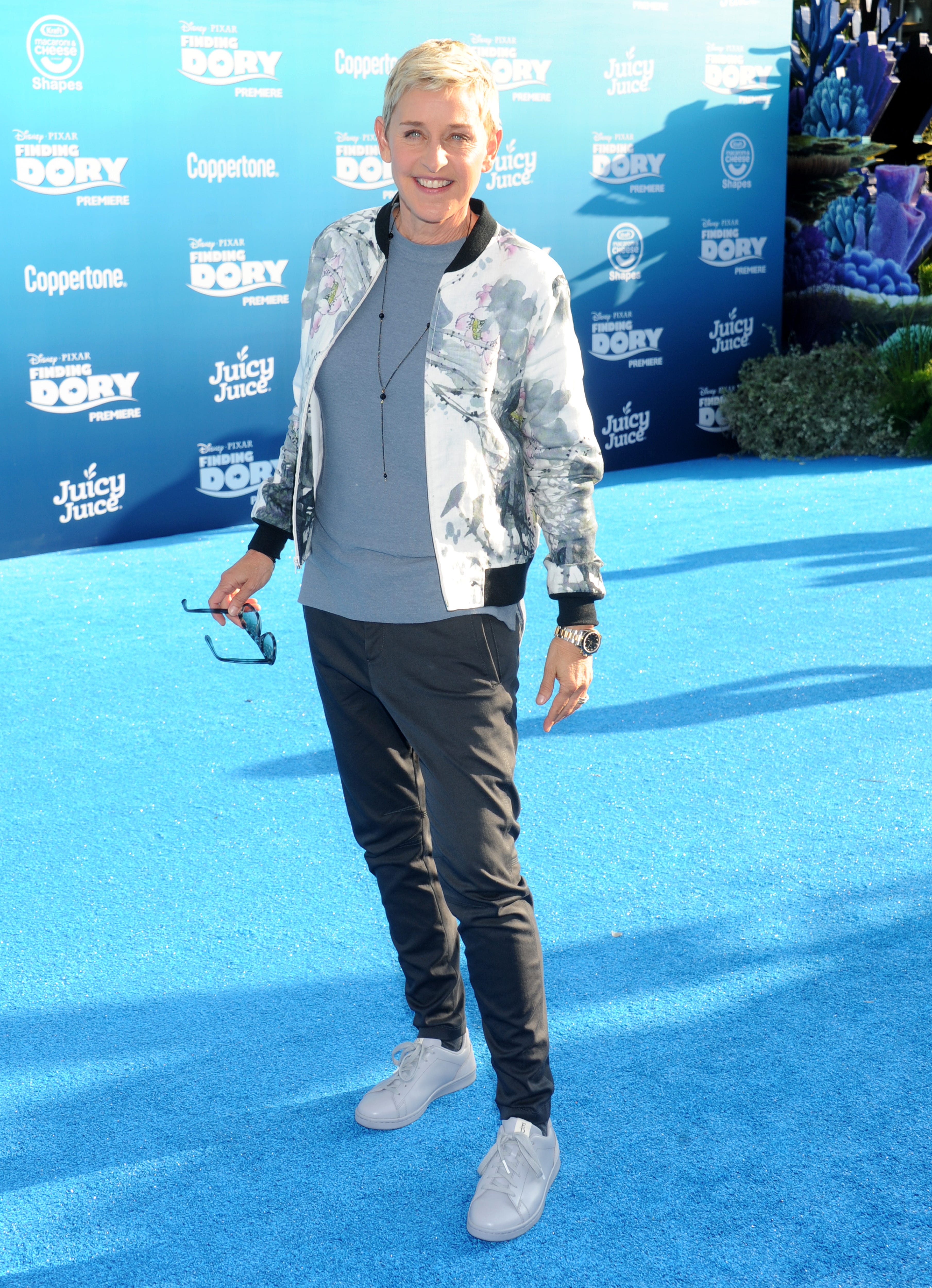 Ellen DeGeneres laughs over possible Finding Dory gay couple