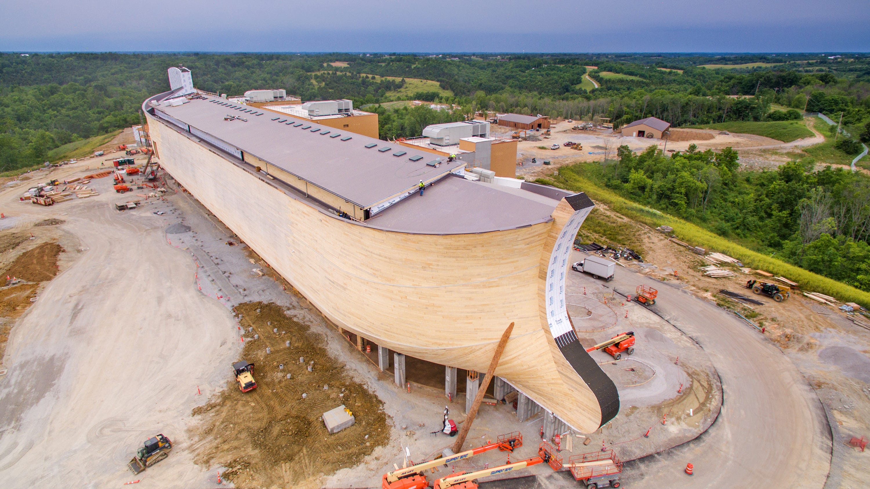 Newest Tourist Attraction To Tap Into Christian Curiosity Kentucky Vacation Kentucky Travel The Ark Encounter