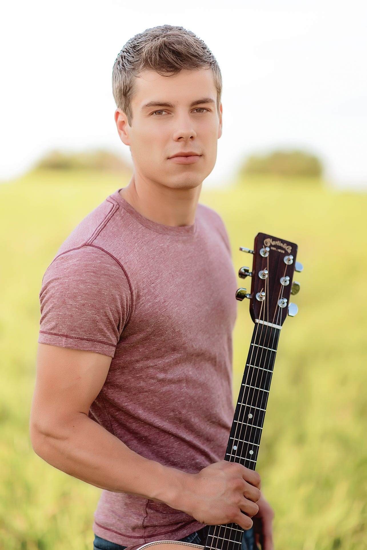 Lawson Bates performs for Children's Hospital benefit