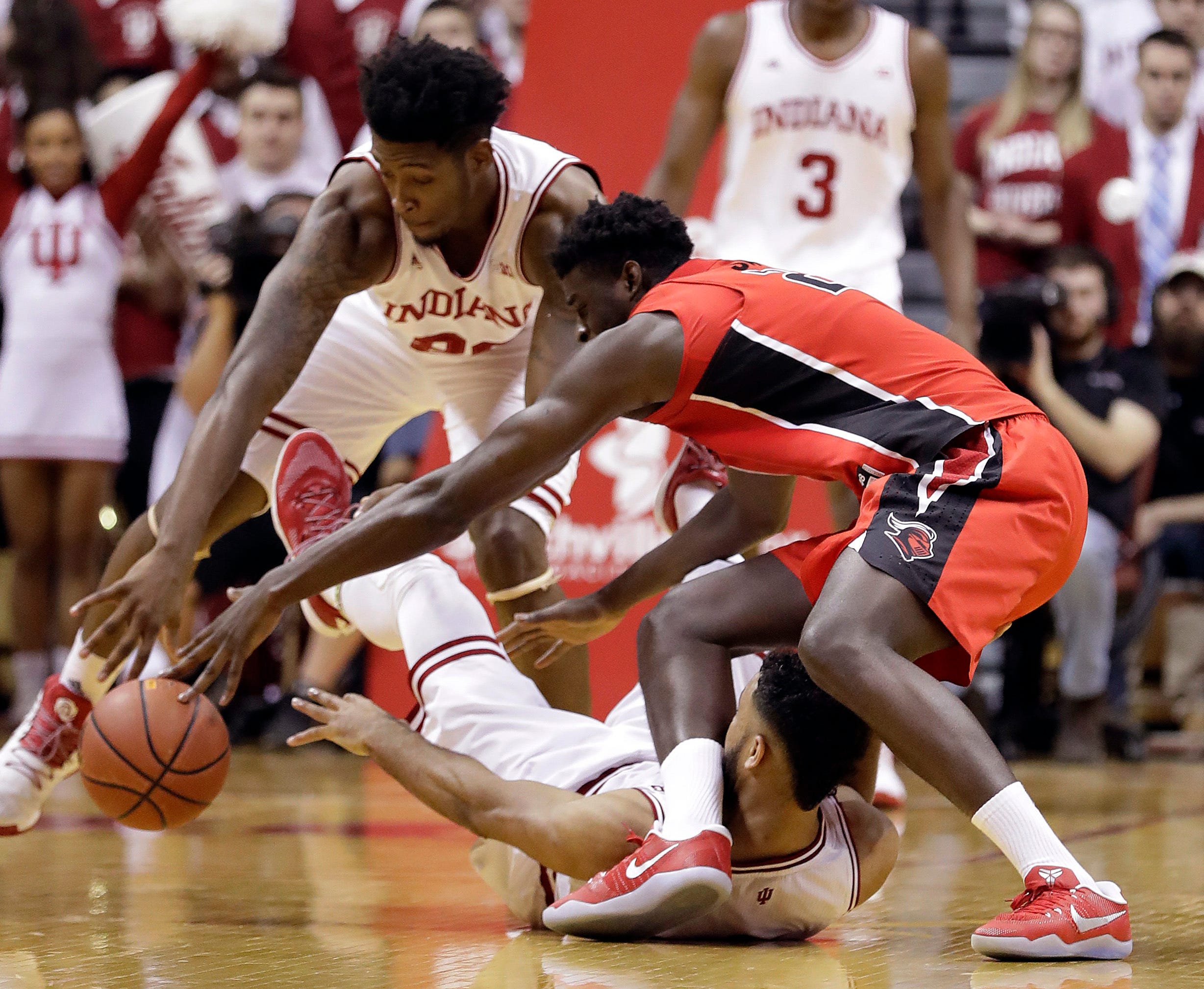 Indiana cleans up turnover trouble, takes down Rutgers 76-57