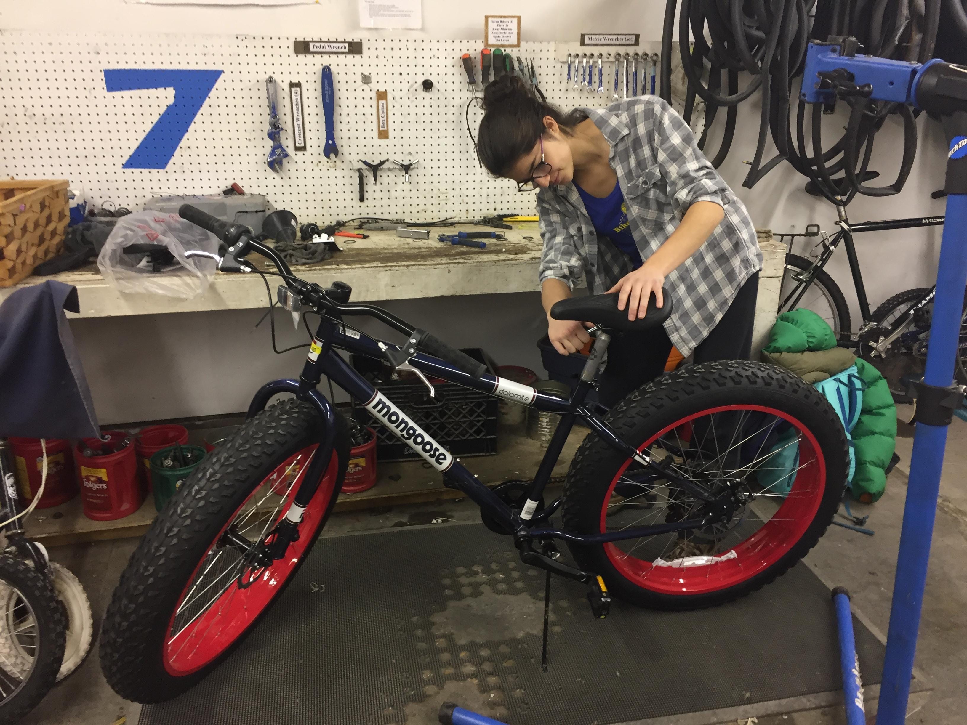 UNR students bring bikes back to life for Day of Service