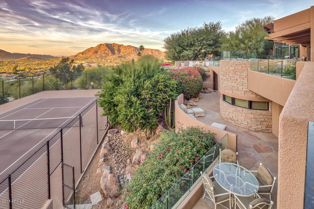 Concrete Yard Molds Beautiful Beginning Construction Faux Rock Let S
Rock