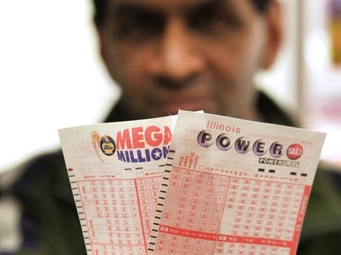 Record Powerball jackpot lures Americans to buy tickets | Detroit ...