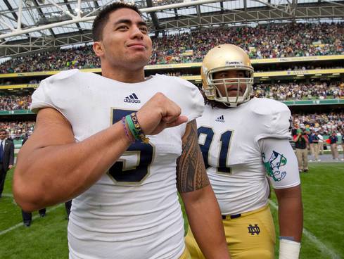  Today on Notre Dame Linebacker Manti Te O Will Play With A Heavy Heart Against