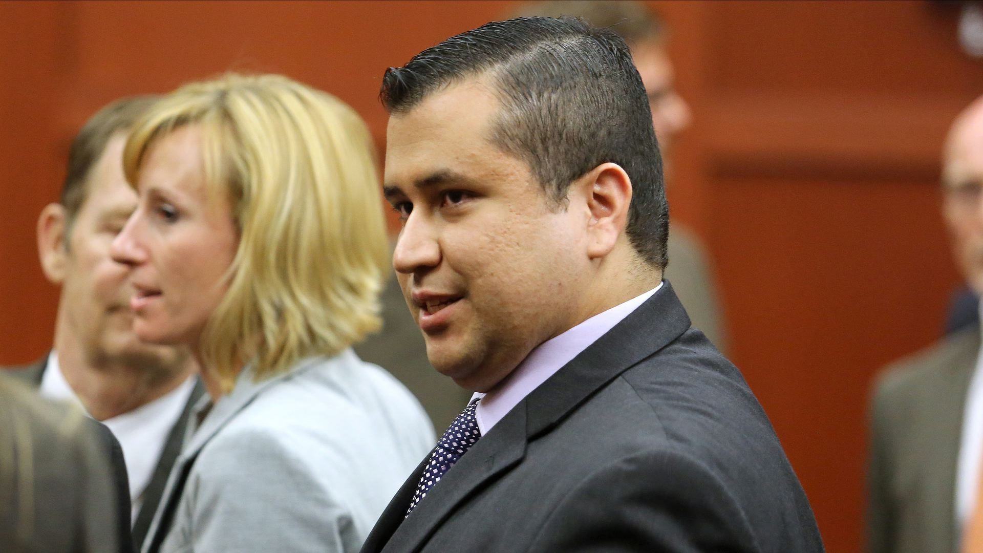Holder vows to press federal probe in Zimmerman case1920 x 1080