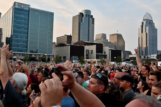 Fans cheer when the Foo Fighters enter the Icon Festival stage at Smer Riverfront Park on Wednesday, July 28, 2021. The concert was the first on a new stage outside the Andrew J. Brady Icon Music Center.