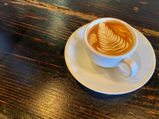 Traditional Macchiato is a specialty drink of Coffee Wave Flower Bluff / Port Aranthus. This is a direct espresso drink, usually with a complex design of sparkling milk.