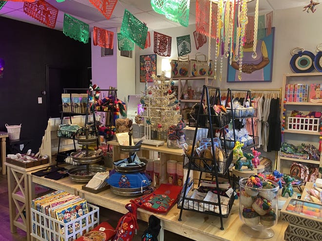 Elena Flores opened a new Sew Bonita storefront at the Hamlin Shopping Center in early November.