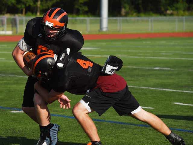 Cte Study On Nfl Brains Doesn T Deter High School Football Teams