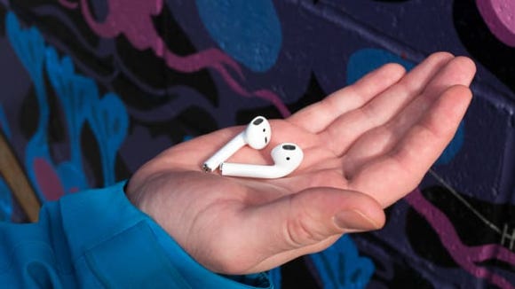 best gifts for tech 2018 apple airpods