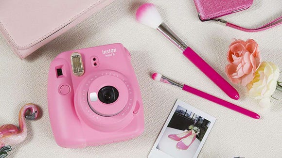 The Fujifilm Instax Mini 9 Instant Camera makes a great gift, and now it's on sale, too.