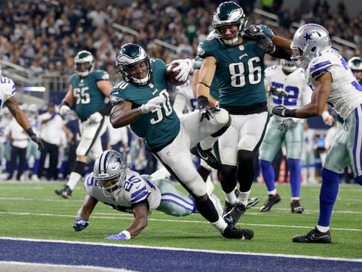 Philadelphia Eagles running back Corey Clement (30)