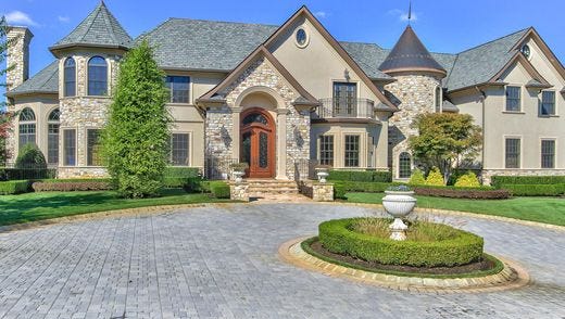Tour this luxurious Colts Neck mansion.