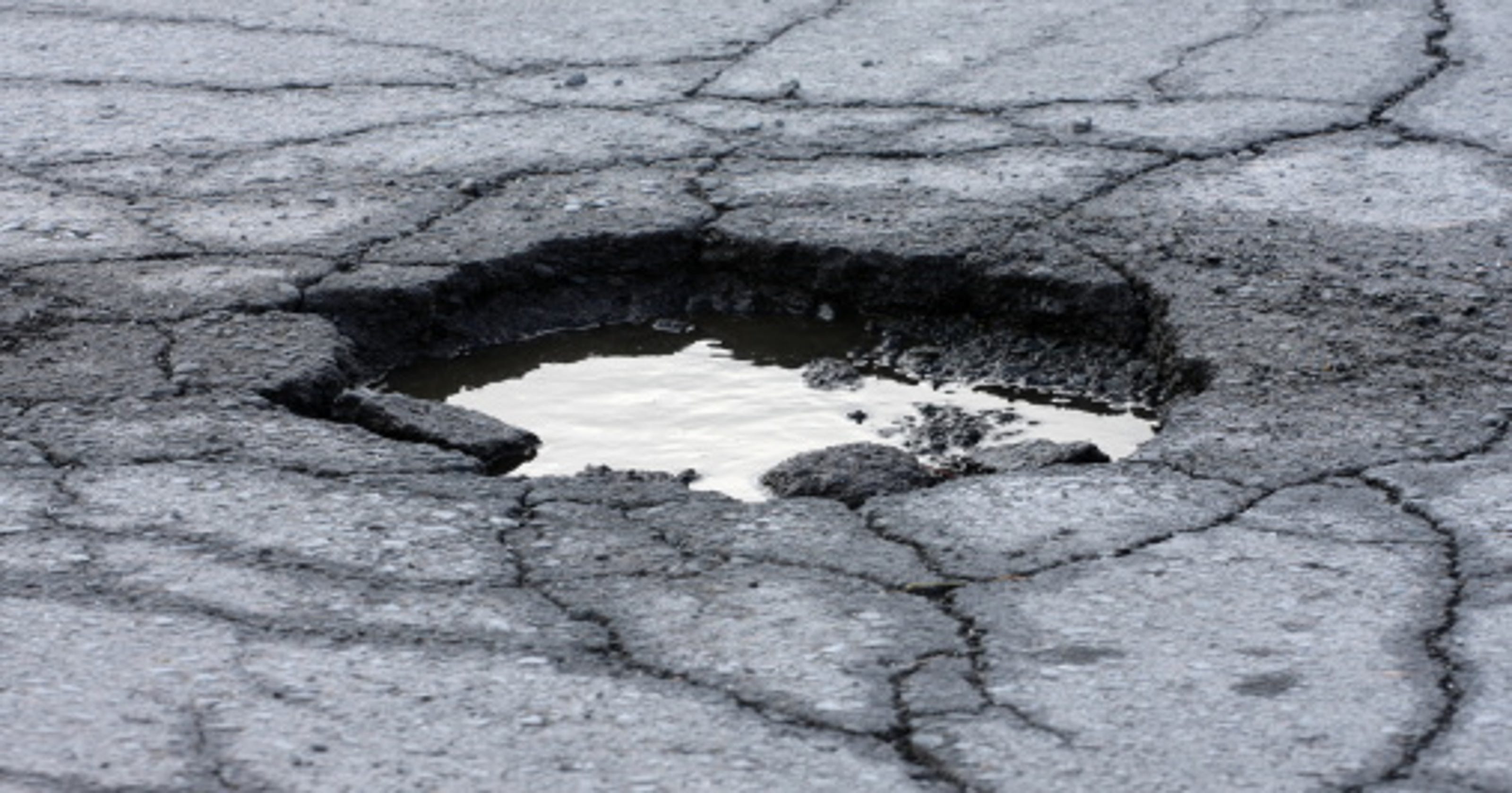Louisville potholes: How to report a pothole in 30 seconds