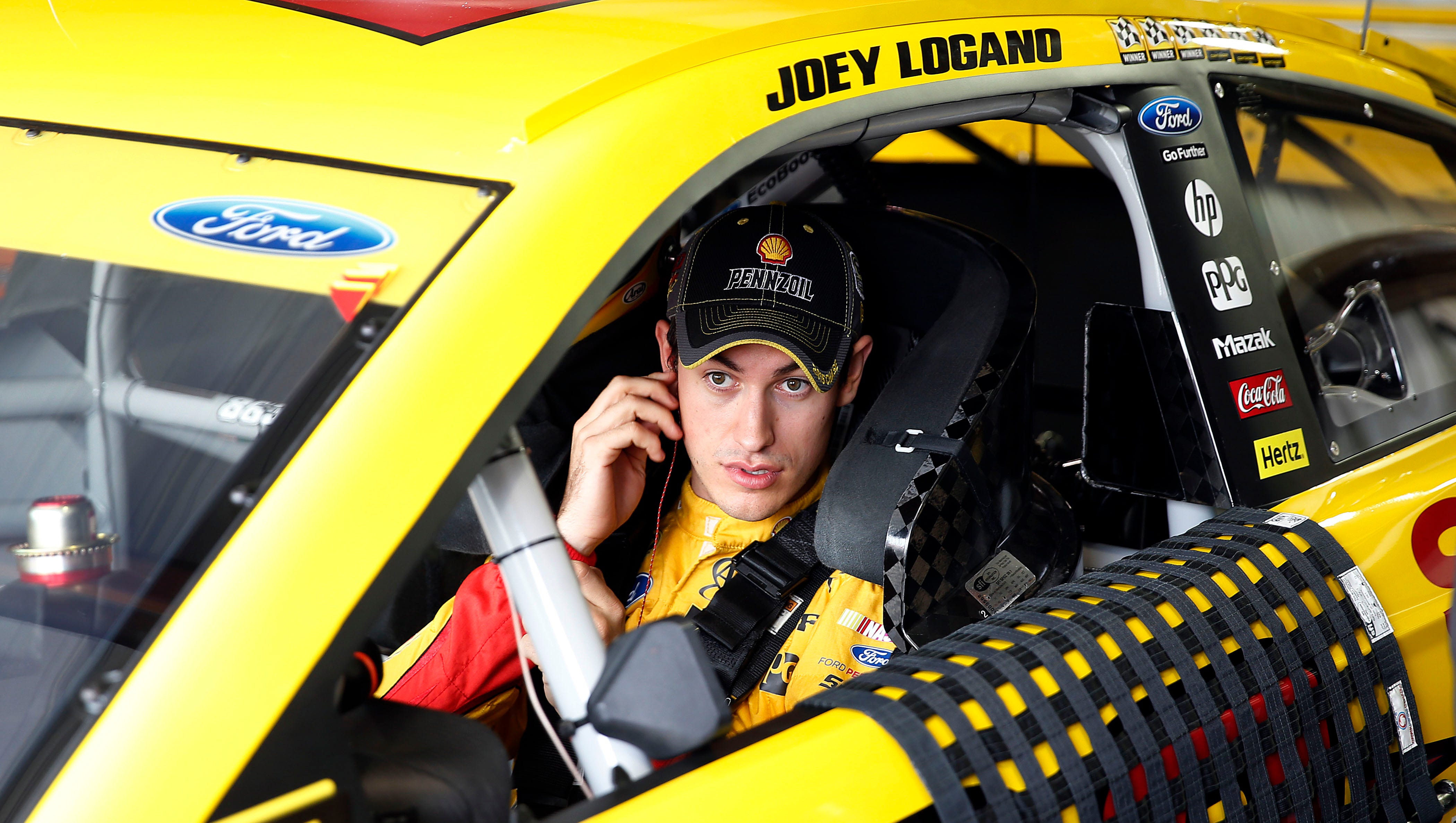 NASCAR at Martinsville 2015: Start time, lineup, TV/radio ...