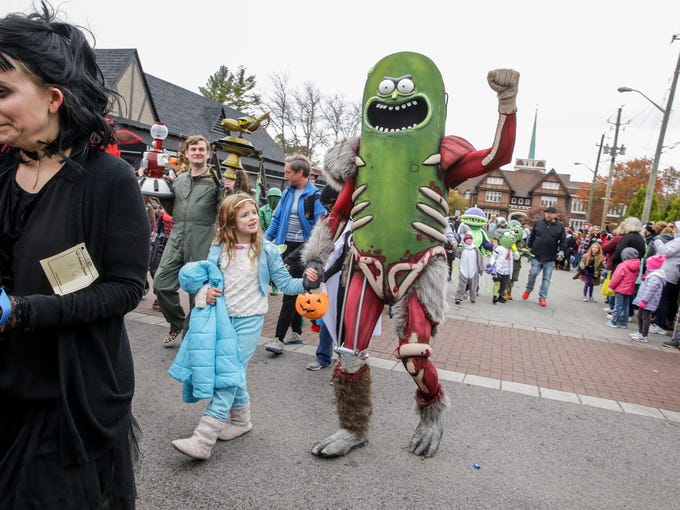 indy artist carl leck wins halloween with pickle rick costume