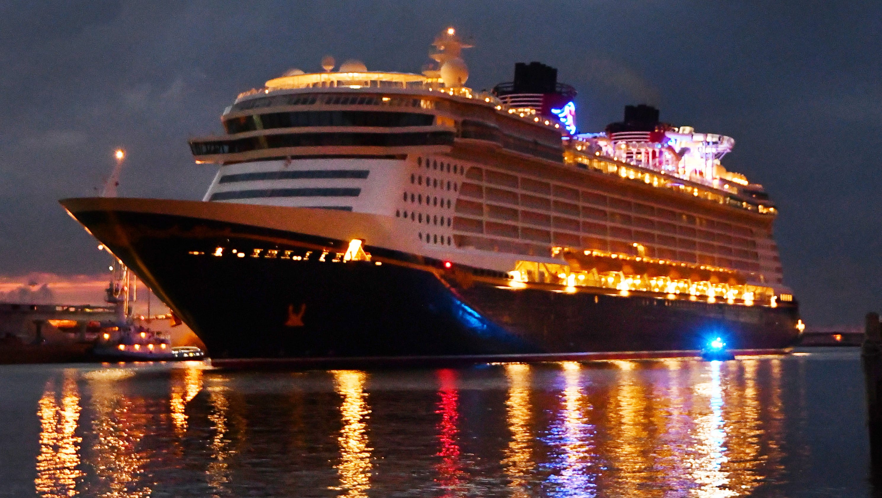 disney-keeps-two-largest-ships-at-port-canaveral-into-2019